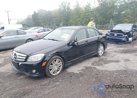 2009 Mercedes-Benz C 300 Luxury 4Matic/Sport 4Matic из США, поврежденный, VIN WDDGF81X49R058120